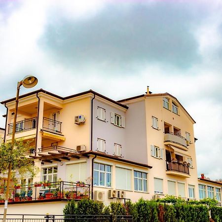 Apartment Botic Пореч Екстериор снимка