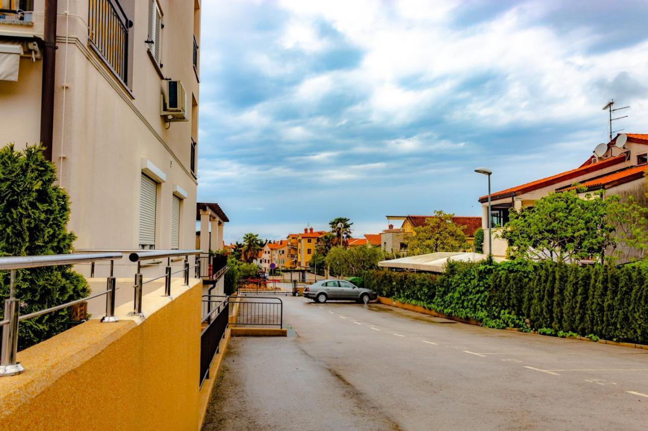 Apartment Botic Пореч Екстериор снимка