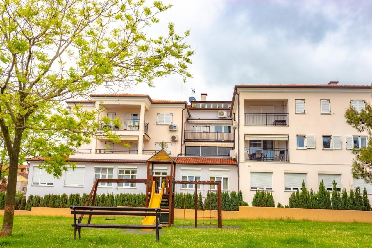 Apartment Botic Пореч Екстериор снимка
